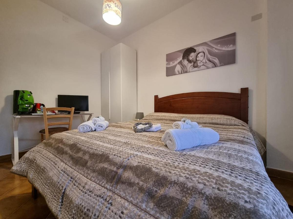 B&B Le Stanze Di Aurora Palermo Eksteriør billede